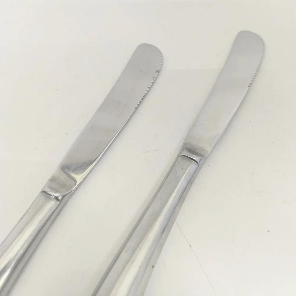 VINTAGE | Stainless Steel Pistol Grip Handle Butter Knives Set Of 2 9.25